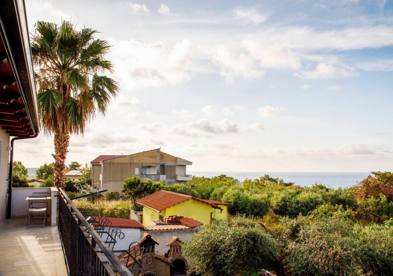 Bed and Breakfast Residenza Anna Calabria Briatico Exterior foto
